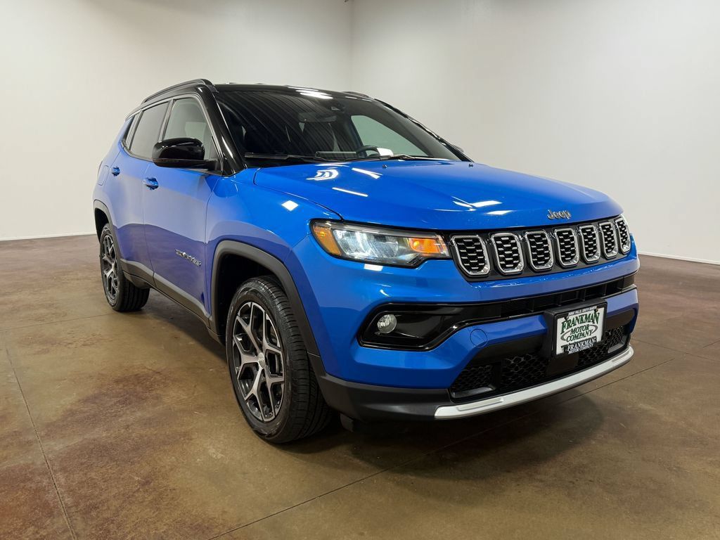 Used 2024 Jeep Compass Limited AWD/4WD image 30