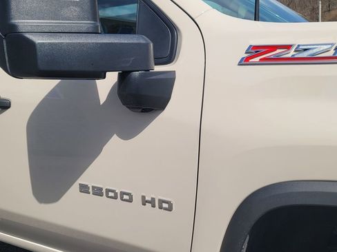New 2026 Chevrolet Silverado 2500 Custom w/ Custom Value Package AWD/4WD image 8