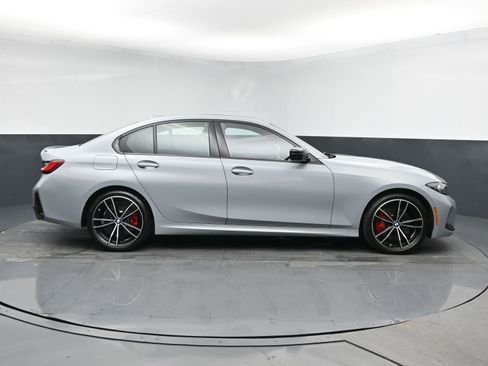 Used 2023 BMW 330i xDrive 330i xDrive w/ M Sport Package image 3