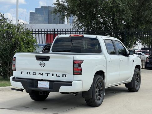 New 2026 Nissan Frontier SV w/ All-Weather Content Package RWD image 4
