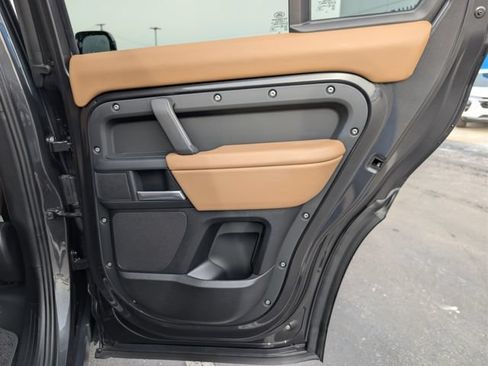 Used 2025 Land Rover Defender 110 S AWD/4WD image 18