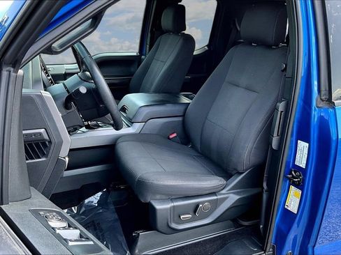 Used 2015 Ford F150 XLT w/ Equipment Group 302A Luxury AWD/4WD image 24