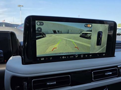 New 2026 Lincoln Aviator 2WD image 13