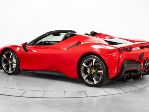 Certified 2023 Ferrari SF90 Spider image 5