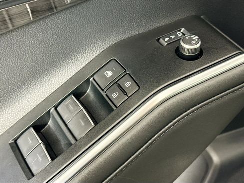 New 2026 Toyota Highlander Limited image 29