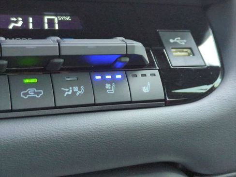 Certified 2026 Toyota Tundra Platinum AWD/4WD image 22