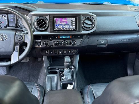 Used 2019 Toyota Tacoma TRD Pro AWD/4WD image 30
