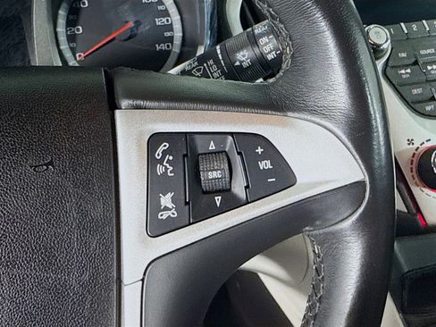 Used 2017 GMC Terrain SLT w/ Driver Alert Package I image 15