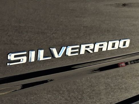 Used 2021 Chevrolet Silverado 1500 Custom AWD/4WD image 30