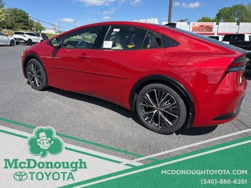 New 2026 Toyota Prius XLE image 6