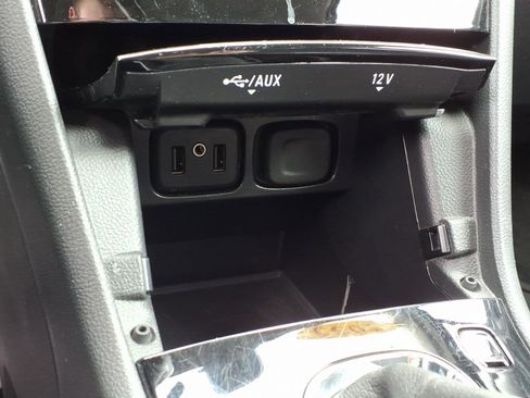 Used 2022 Buick Encore Preferred w/ Safety Package AWD/4WD image 30