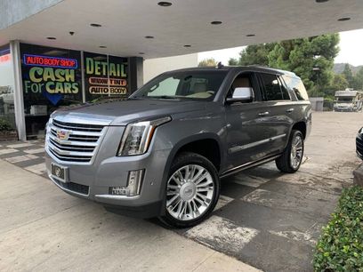 Used 2018 Cadillac Escalade Platinum