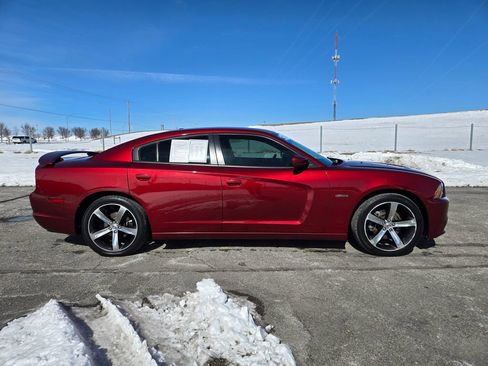 Used 2014 Dodge Charger R/T image 2