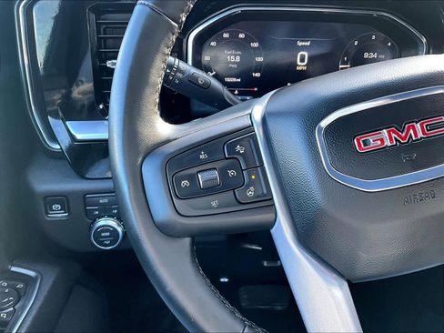 Used 2026 GMC Sierra 1500 SLT image 23