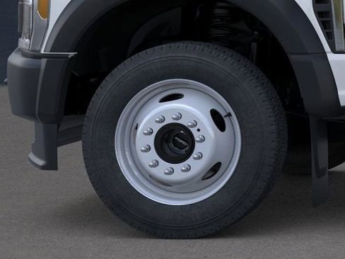 New 2026 Ford F550 XL image 19