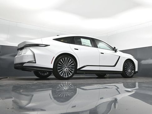 New 2026 Lexus ES 350e FWD image 40