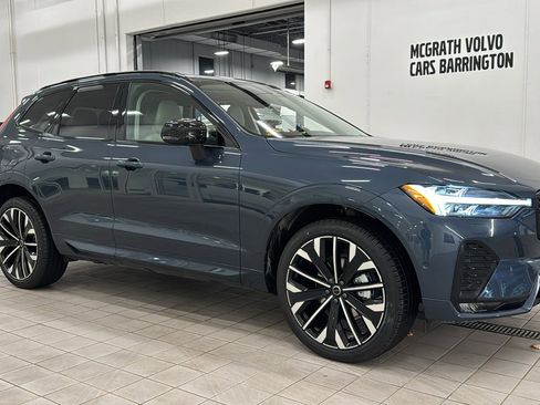 New 2026 Volvo XC60 B5 Ultra w/ Protection Package Premier image 3