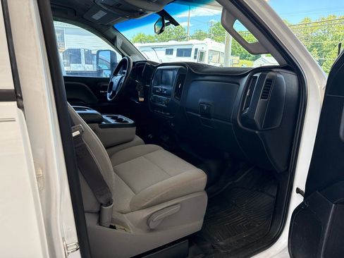 Used 2017 Chevrolet Silverado 2500 W/T w/ WT Convenience Package AWD/4WD image 23