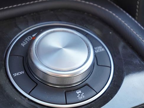 Used 2024 INFINITI QX80 Luxe image 28