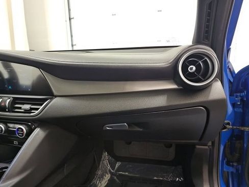 Used 2021 Alfa Romeo Giulia Ti Sport AWD/4WD image 41