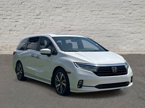 Used 2023 Honda Odyssey Touring image 6