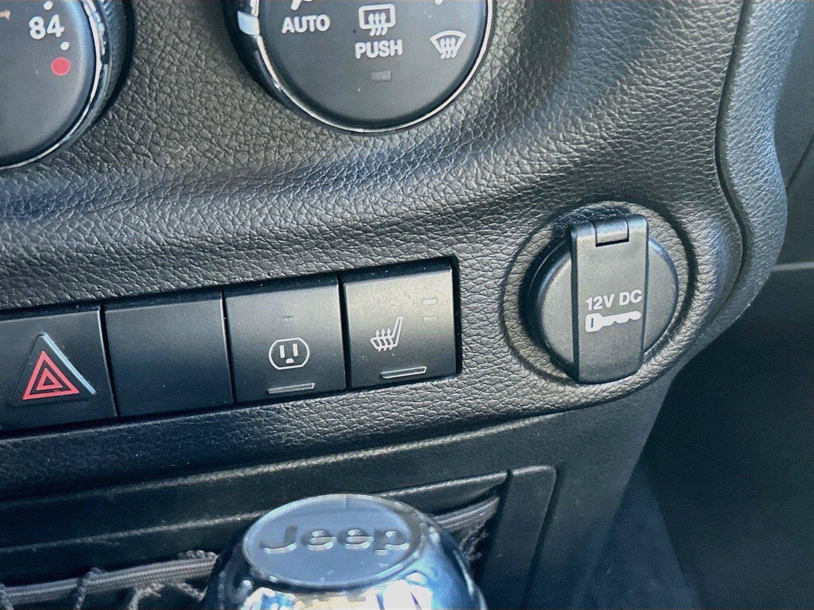 Used 2017 Jeep Wrangler Unlimited Sahara AWD/4WD image 26