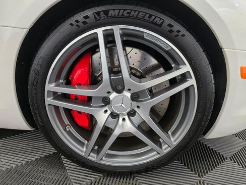 Used 2012 Mercedes-Benz SLS AMG Roadster image 25