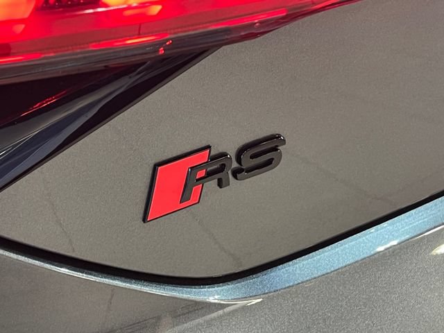 Used 2022 Audi RS e-tron GT AWD/4WD image 36