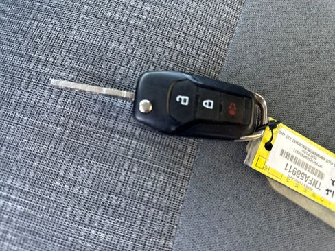 Used 2022 Ford F150 XLT image 30