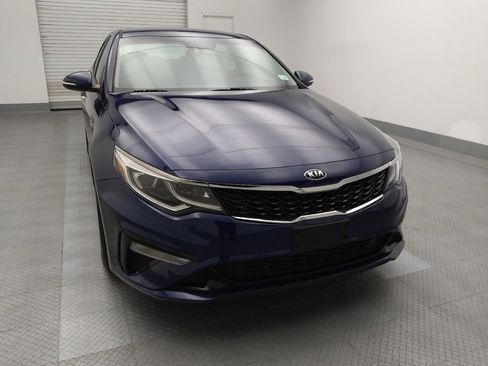 Used 2020 Kia Optima LX image 14