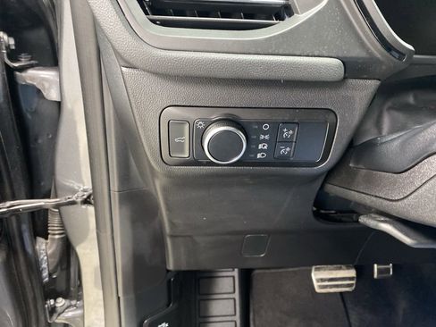 Used 2024 Ford Escape ST-Line image 30