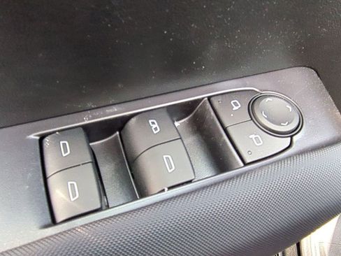 New 2025 Chevrolet Colorado Z71 w/ Midnight Edition image 24