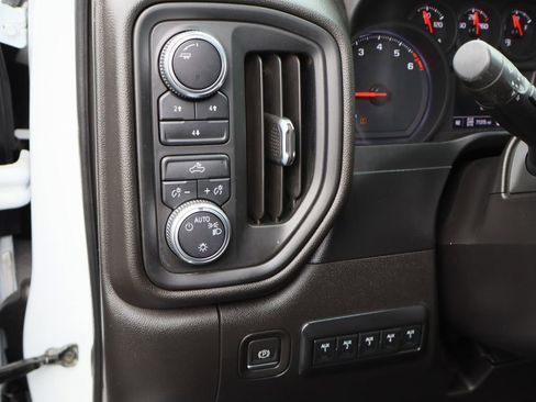 Used 2021 GMC Sierra 3500 4x4 Crew Cab w/ Convenience Package image 12