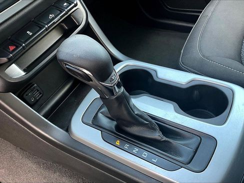 Certified 2022 Chevrolet Colorado LT w/ LT Convenience Package image 14