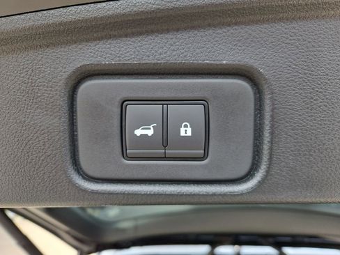 New 2026 Nissan Pathfinder SV FWD image 30