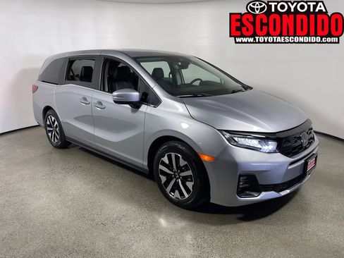 Used 2025 Honda Odyssey EX-L image 1