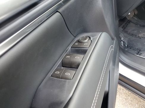 New 2026 GMC Terrain Elevation FWD image 18