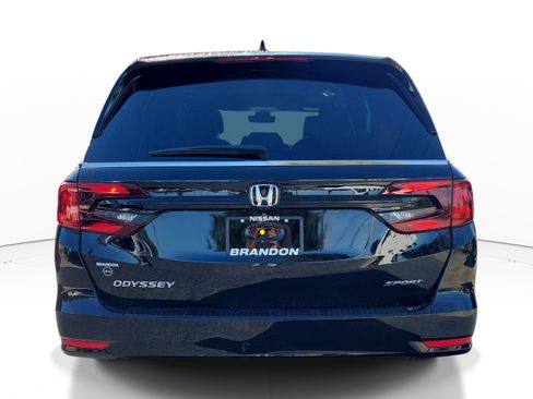 Used 2024 Honda Odyssey Sport image 6