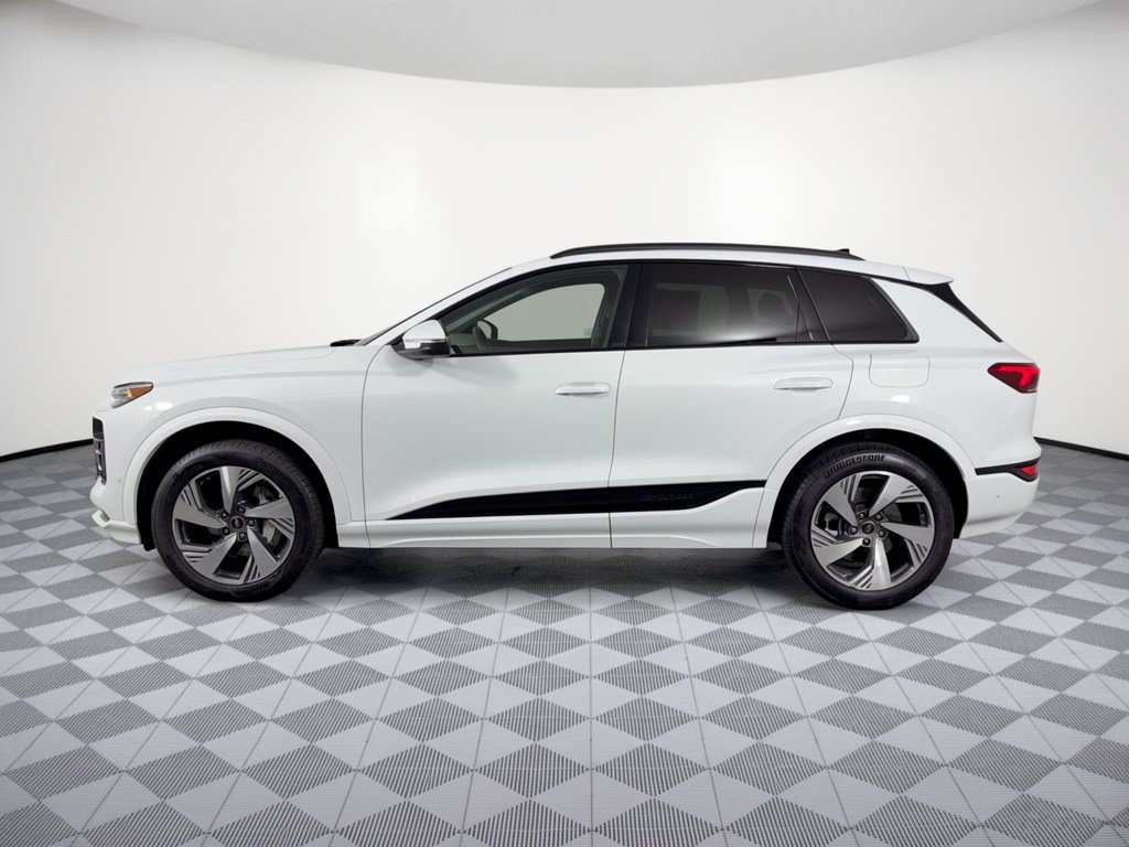 Certified 2025 Audi Q6 e-tron Premium Plus w/ Premium Plus AWD/4WD image 2
