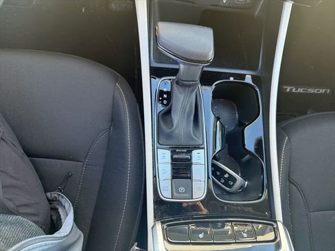 Used 2024 Hyundai Tucson SEL image 12