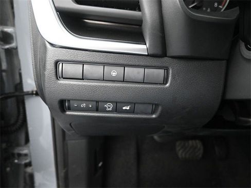 New 2026 Nissan Rogue SV image 30