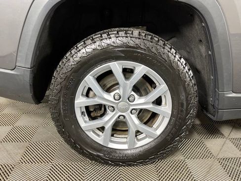 Used 2021 Jeep Grand Cherokee L Limited image 12