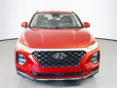 Used 2020 Hyundai Santa Fe SE FWD image 2