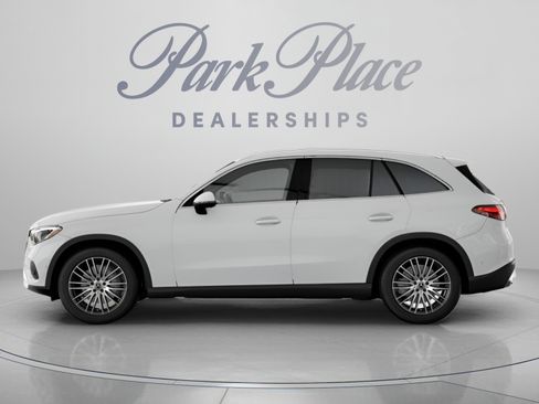 Certified 2026 Mercedes-Benz GLC 300 image 7