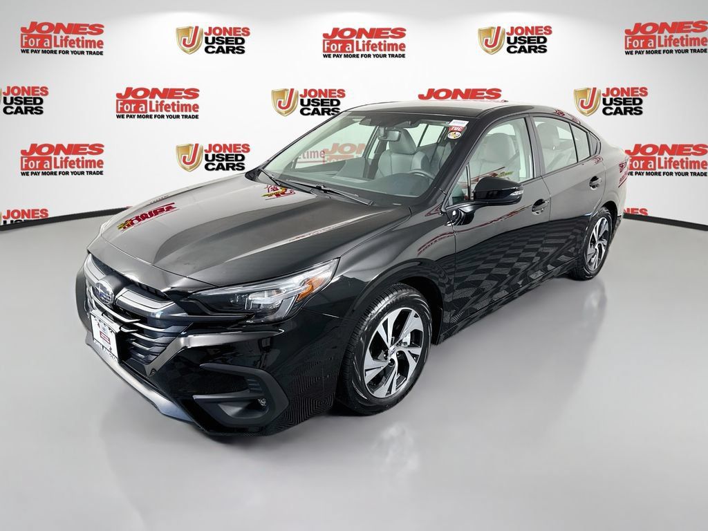 Used 2025 Subaru Legacy Premium AWD/4WD image 13