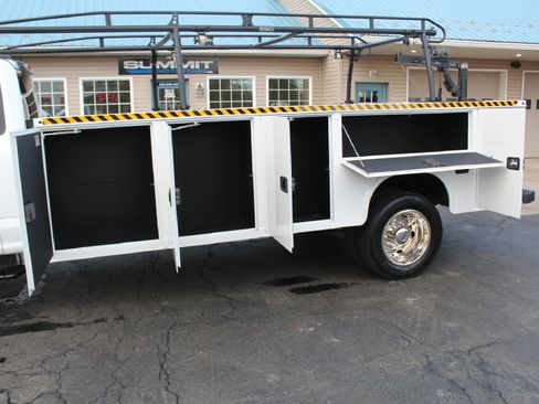 Used 2020 Ford F450 XL w/ Power Equipment Group image 38