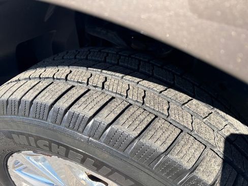 Used 2015 Ford F150 Lariat w/ Equipment Group 502A Luxury image 25