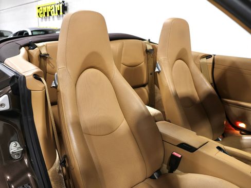 Used 2011 Porsche 911 Cabriolet image 13
