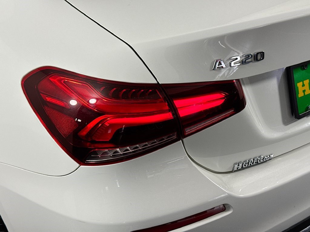 Used 2022 Mercedes-Benz A 220 4MATIC w/ Premium Package Lite image 35