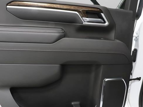 Used 2025 GMC Sierra 3500 SLE w/ SLE Convenience Package image 24